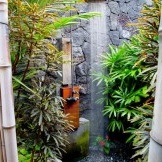 Bamboe muren van de zomer douche