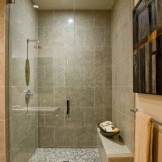 Imitation marmor i duschen