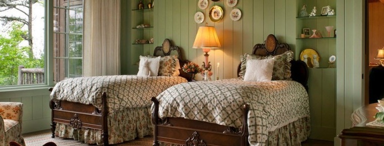 Klasik yatak odası