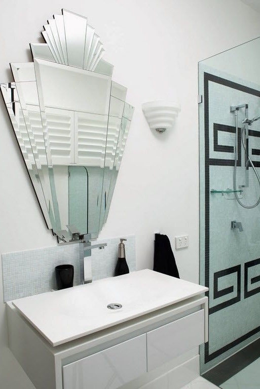 Art Deco -tyyli kylpyhuoneessa