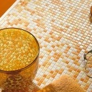 Tessere di mosaico sulla griglia
