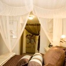Egyptiläisen tyylin makuuhuone