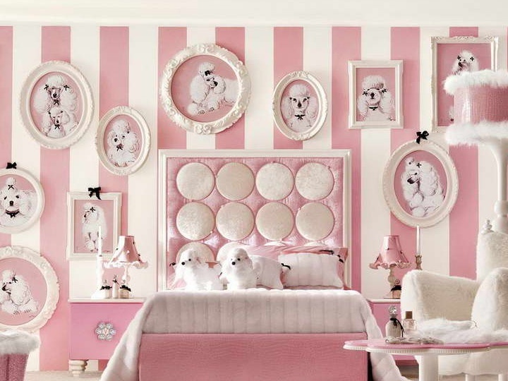 Bir kız için bir çocuk odası dekorasyonu