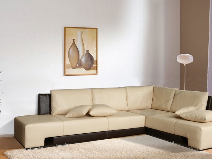 Καναπές στο σαλόνι φωτογραφία