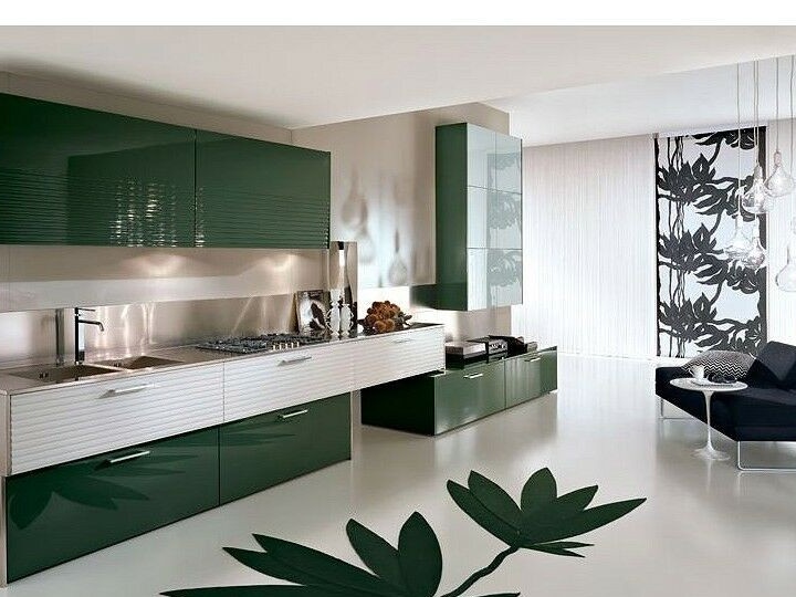 Foto kuchyně se vyznačuje minimalismem