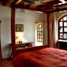 Фотографија и опис кревета у индијском стилу