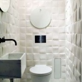 Oriģināla vannas istabas sienu apdare