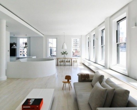 Jasno zoniranje prostrane sobe - karakteristično obilježje minimalizma