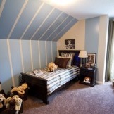 Interieur van een kamer voor een kleine jongen in blauw