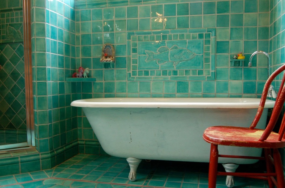 Turquoise bathroom interior