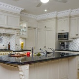 Bright accent - mosaic in the kitchen
