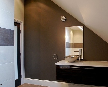 The participation of black in the main brown and white interior
