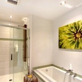 Chcete-li vytvořit zelený interiér používá zelený obrázek a mýdlové nádobí