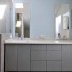 Een grijze badkamer vol harmonie - een natuurlijke parel