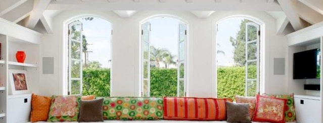 Design de janelas na sala de estar - como é hoje?