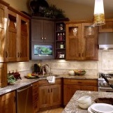อ่างล้างจานจะต้องสอดคล้องกับการออกแบบโดยรวมของห้องครัวของคุณ
