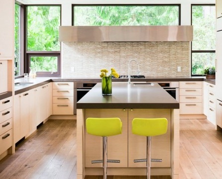 Today, kitchen design is based on modular furniture.