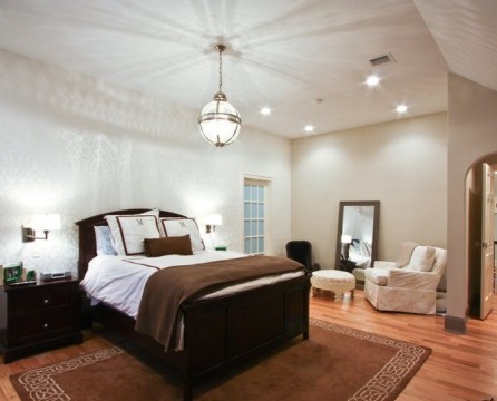 Klasik yatak odası dekorasyonu