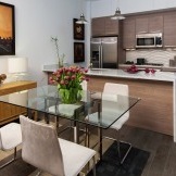 Geladeira integrada na cozinha - elegante e confortável