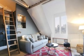 Interiér podkrovního bytu v Paříži
