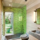 Ang pagtatapos ng shower cabin sa isang banyo