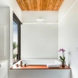 استخدام الخشب لتزيين السقف