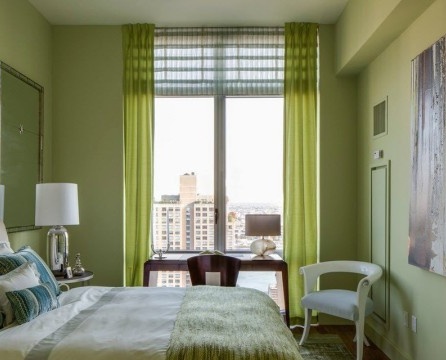 Gaiši zaļa mazas guļamistabas palete