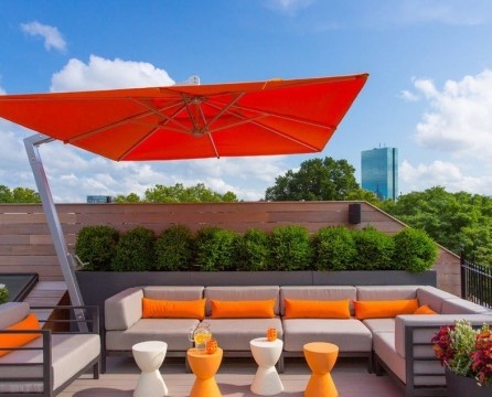 Appartement design avec une terrasse lumineuse