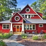 Fachada de una casa particular en rojo
