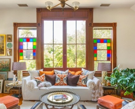 Original living room in an eclectic house