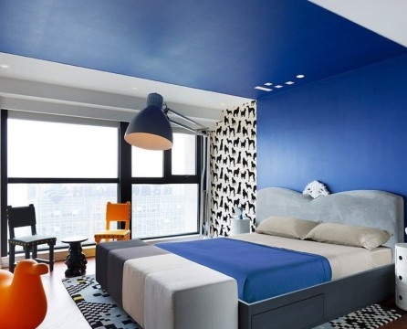 Bright bedroom design