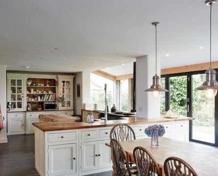 Design of a kitchen-dining room in a private household