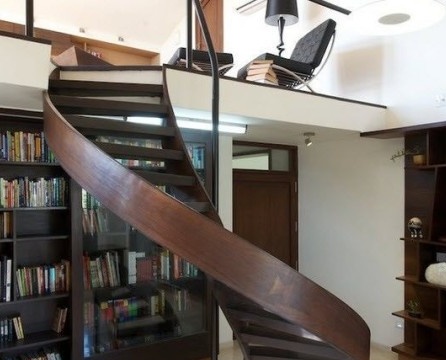 Escalera original para un interior moderno.