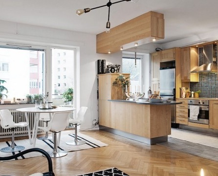 Style scandinave dans un appartement suédois moderne