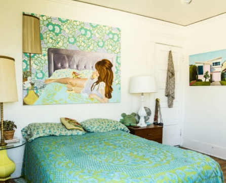 Colorful bedspread for the original bedroom