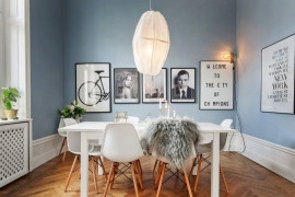 Laconic og komfortabelt interiør i skandinavisk stil