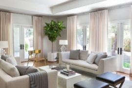 Noble color marfil en el diseño de la sala de estar