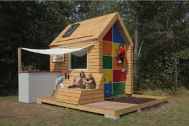 drewniany dom dla dzieci