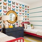 Πεταλούδες στον τοίχο στο νηπιαγωγείο
