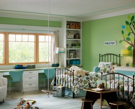 Groene en turquoise kleur in het interieur van de kinderkamer