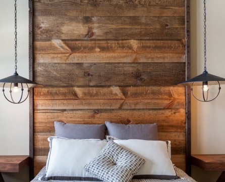 Headboards at the head and two forged pendant lights