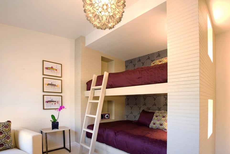 Burgundy bedspreads on bunk