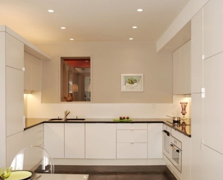 Modernus virtuvės apšvietimas
