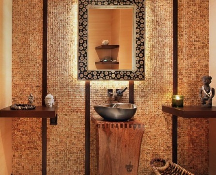 Mosaico en las paredes del baño