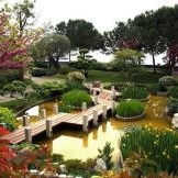 Trädgårdsdekoration i kinesisk stil