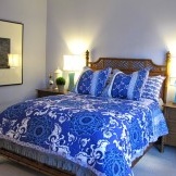Blue colors in the bedroom