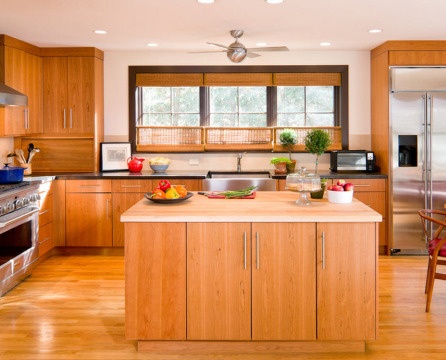 Kuchyňské prostory: sofistikovaný design a pohodlí