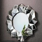 We place a mirror in the hallway: ideas and tips