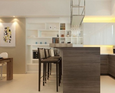 Combination of kitchen, dining room and living room