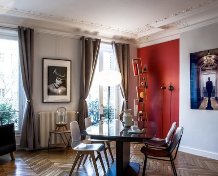 Pariisin asunnon värikäs muotoilu